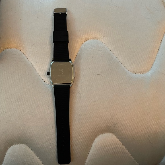 Bellany Men’s Watch accidentally bought two and I don’t need it just selling it. - Picture 3 of 5